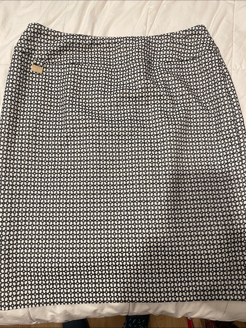 LISETTE Black and White Geo-Print Pencil Skirt